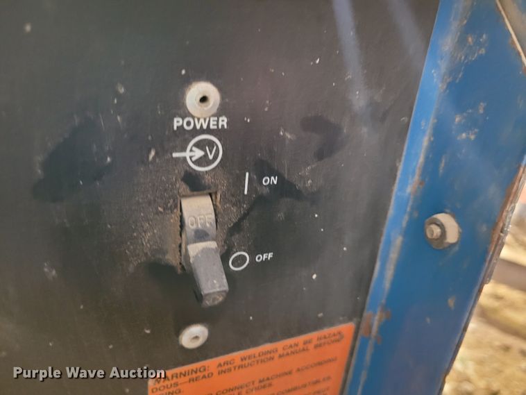 image for item NX9460 Miller Dialarc 250-AC/DC  welder