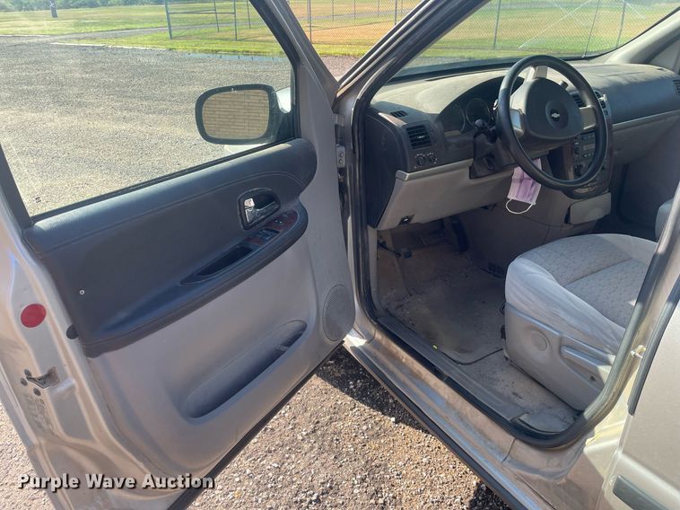 image for item NY9594 2008 Chevrolet Uplander LS  van