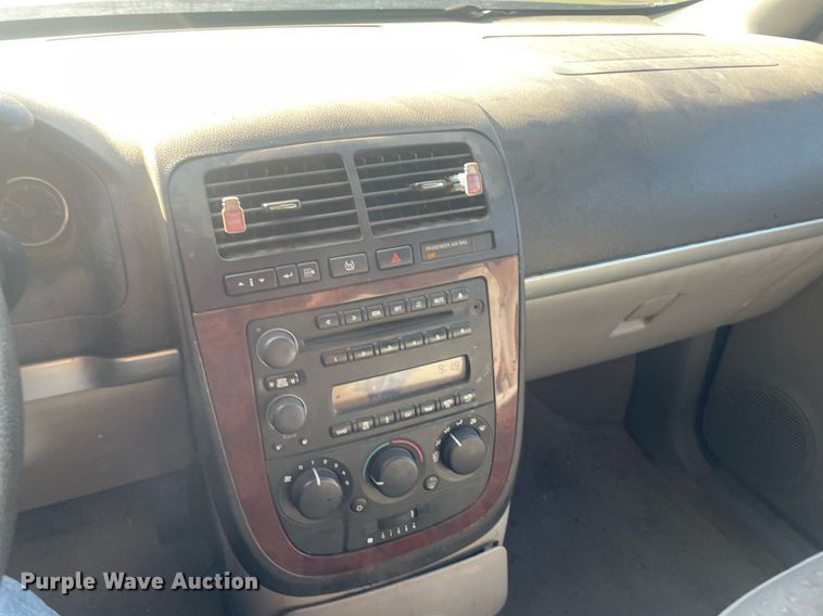 image for item NY9594 2008 Chevrolet Uplander LS  van