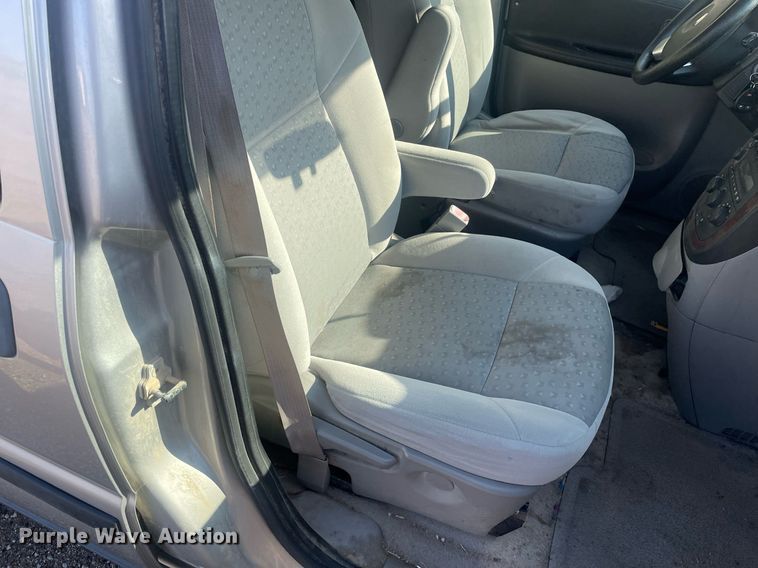 image for item NY9594 2008 Chevrolet Uplander LS  van