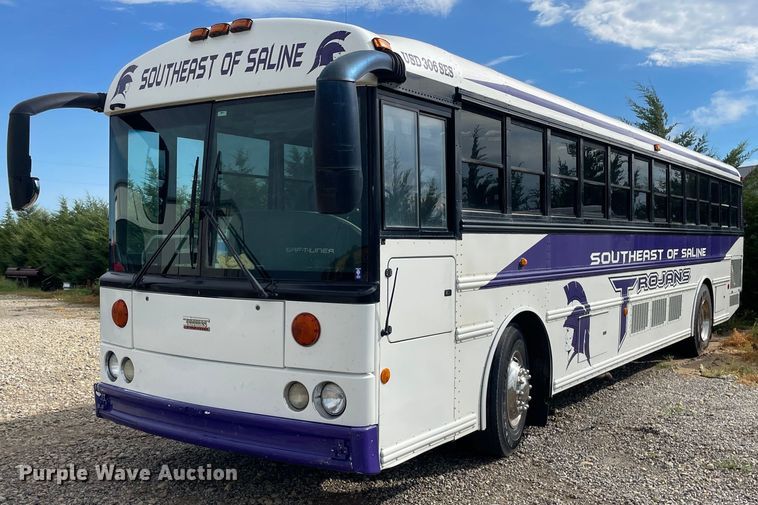 image for item NY9595 2005 Thomas Built Saf-T-Liner MVP  bus