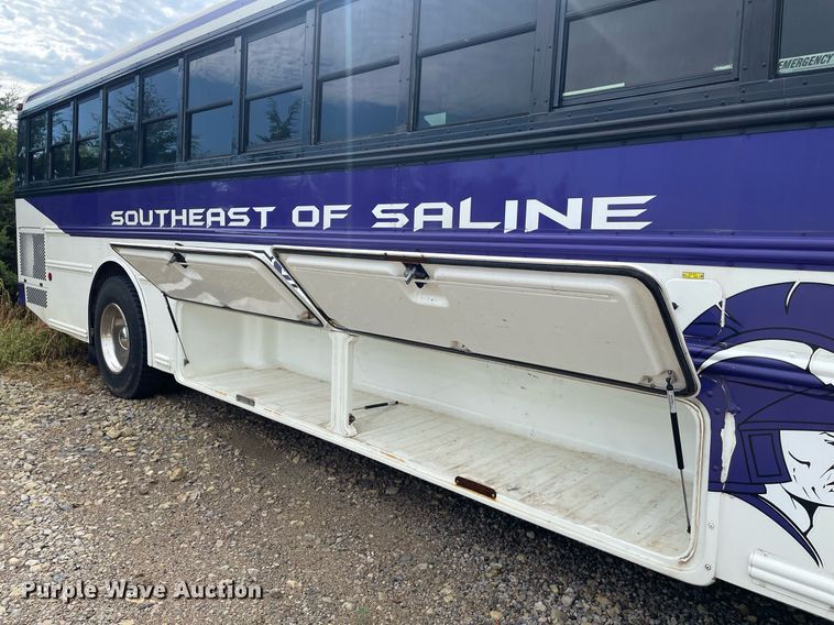 image for item NY9595 2005 Thomas Built Saf-T-Liner MVP  bus