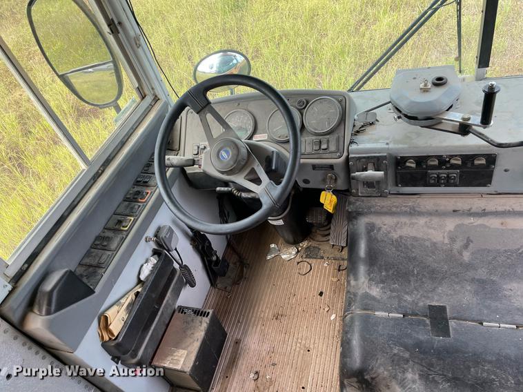 image for item NY9596 2008 Blue Bird All American FE  School bus