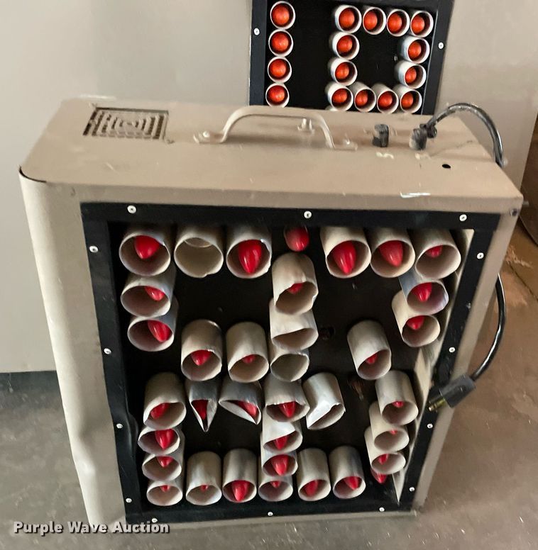 image for item NY9617 (2) Nevco scoreboards