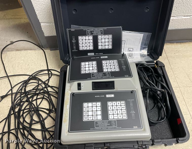 image for item NY9617 (2) Nevco scoreboards