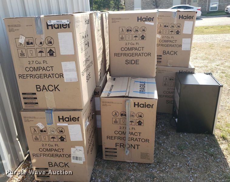 image for item OB9742 (15) Haier 2.7 mini refrigerators