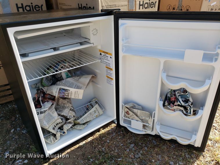 image for item OB9744 (15) Haier 2.7 mini refrigerators