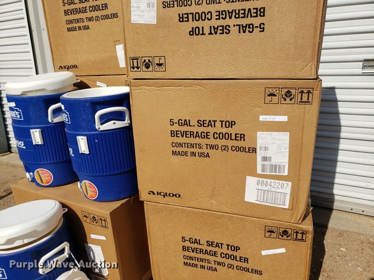 image for item OB9745 (20) Igloo coolers