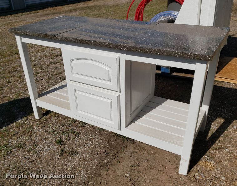 image for item OB9749 Table