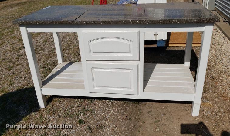 image for item OB9749 Table