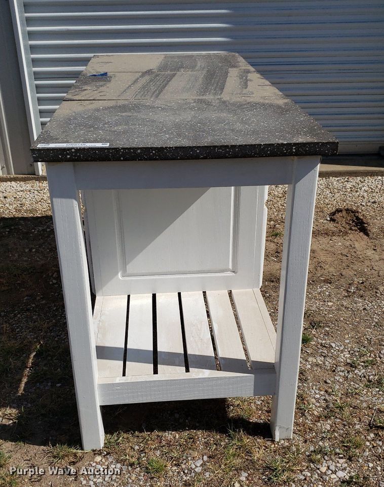 image for item OB9749 Table