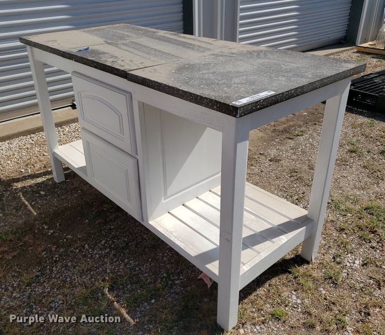 image for item OB9749 Table