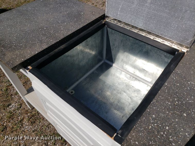 image for item OB9749 Table