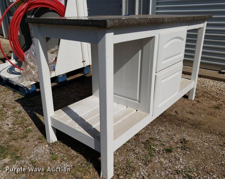 image for item OB9749 Table