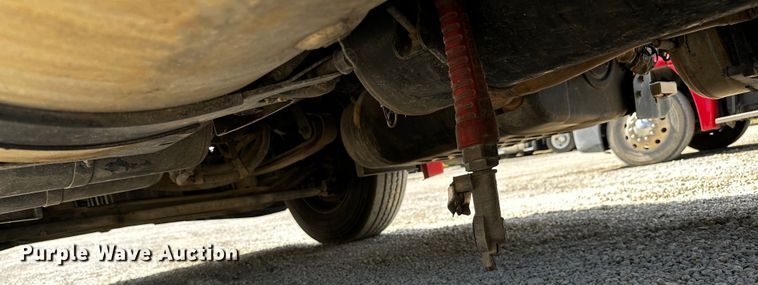 image for item OC9134 2015 Freightliner Cascadia Evolution 125  semi truck