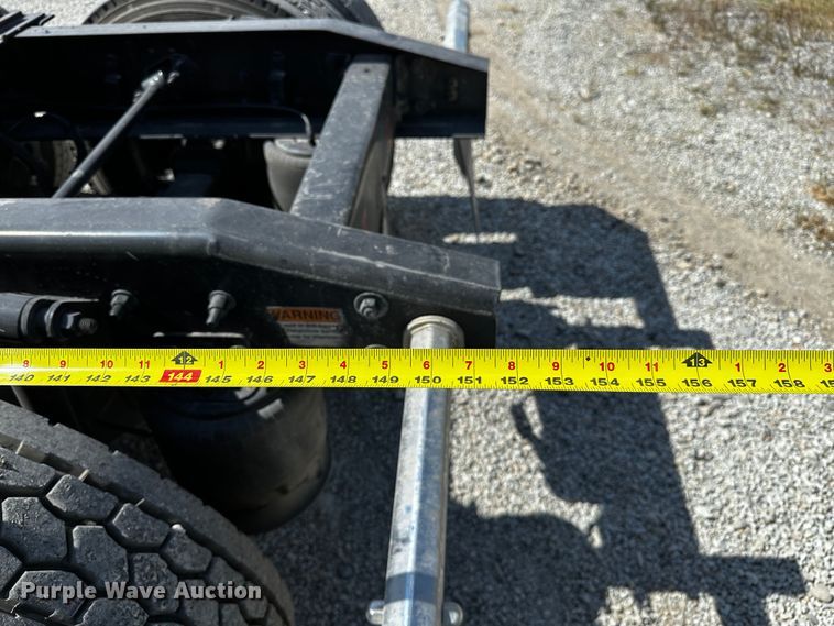 image for item OC9134 2015 Freightliner Cascadia Evolution 125  semi truck