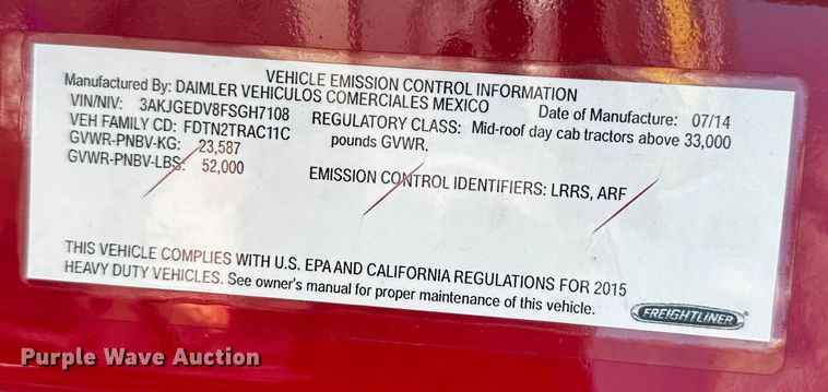 image for item OC9134 2015 Freightliner Cascadia Evolution 125  semi truck