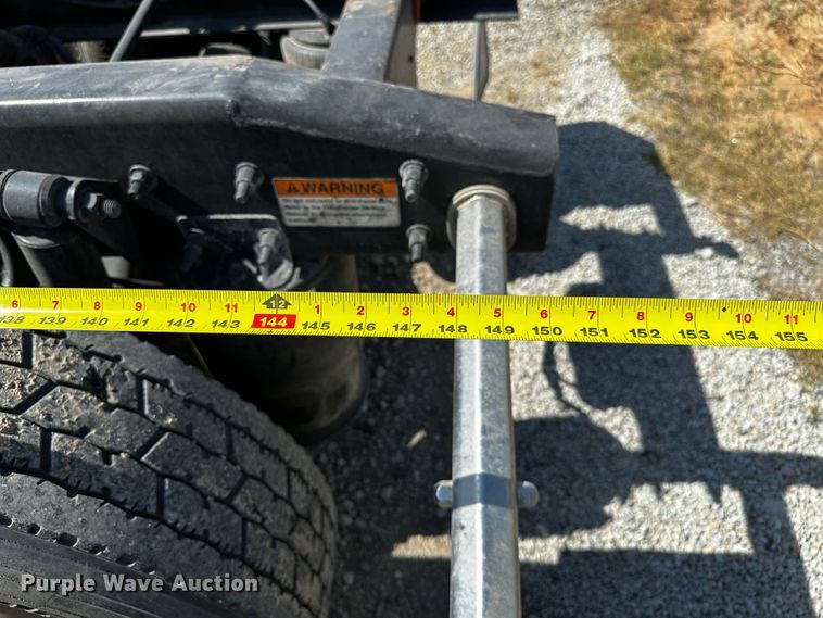 image for item OC9135 2015 Freightliner Cascadia Evolution 125  semi truck