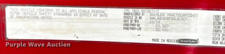 image for item OC9135 2015 Freightliner Cascadia Evolution 125  semi truck