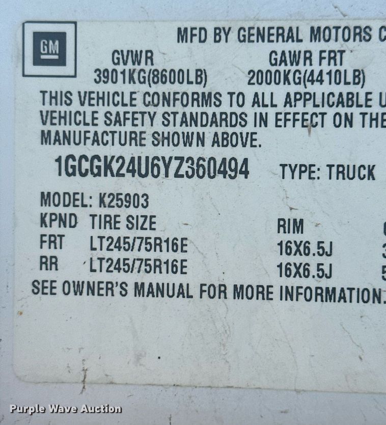 image for item OC9349 2000 Chevrolet Silverado 2500  flatbed pickup truck