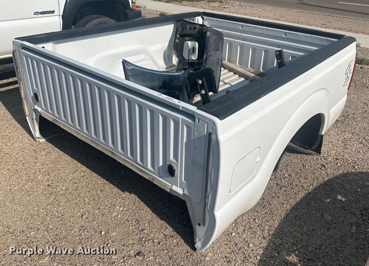 image for item OC9350 2016 Ford F250 pickup truck bed