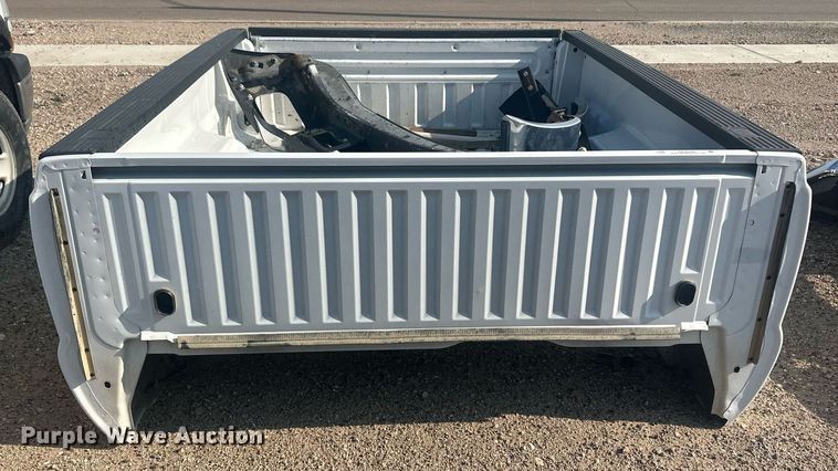 image for item OC9350 2016 Ford F250 pickup truck bed