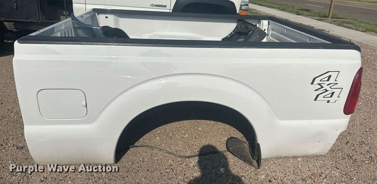 image for item OC9350 2016 Ford F250 pickup truck bed
