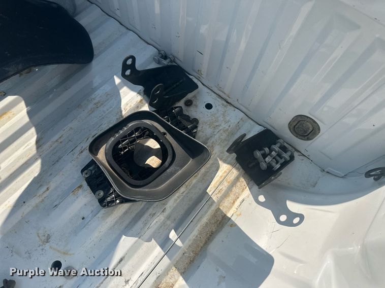 image for item OC9350 2016 Ford F250 pickup truck bed