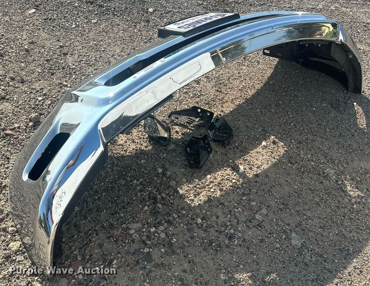 image for item OC9351 2018 Dodge Ram 3500 front bumper