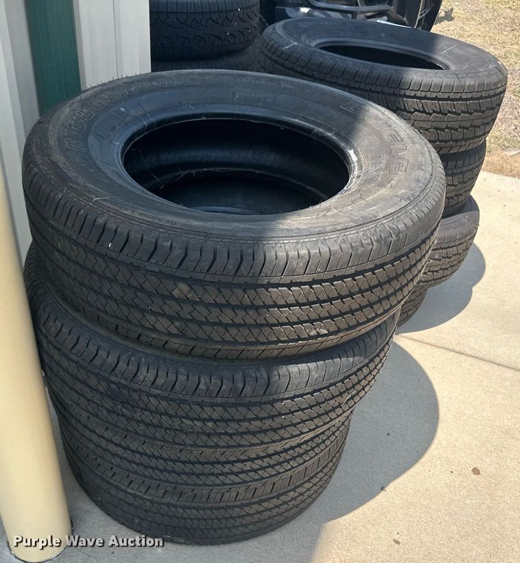 image for item OC9356 (26) tires