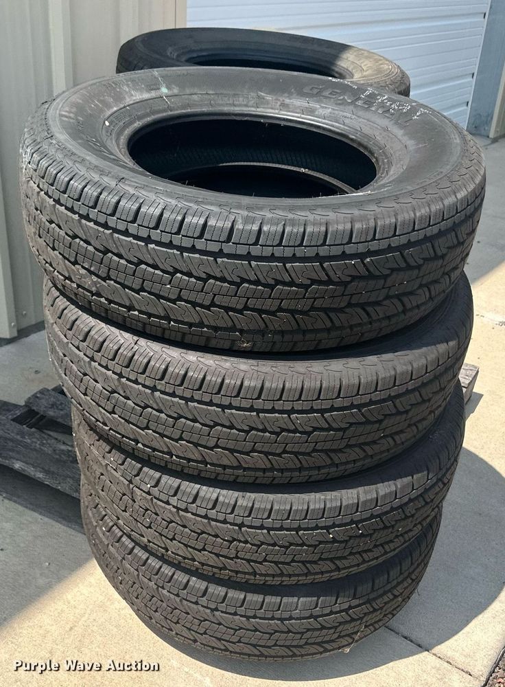 image for item OC9356 (26) tires