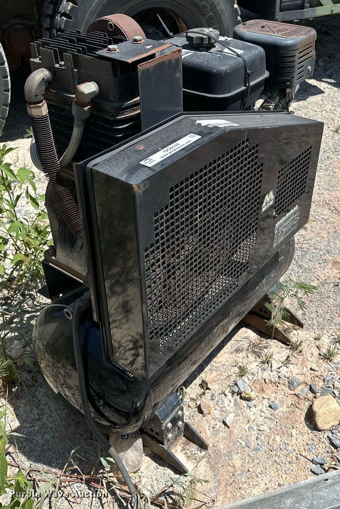 image for item OG9144 Mi-T-M 3-0304  air compressor