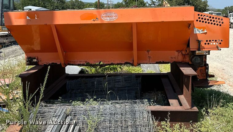 image for item OG9148 2013 Henderson  spreader