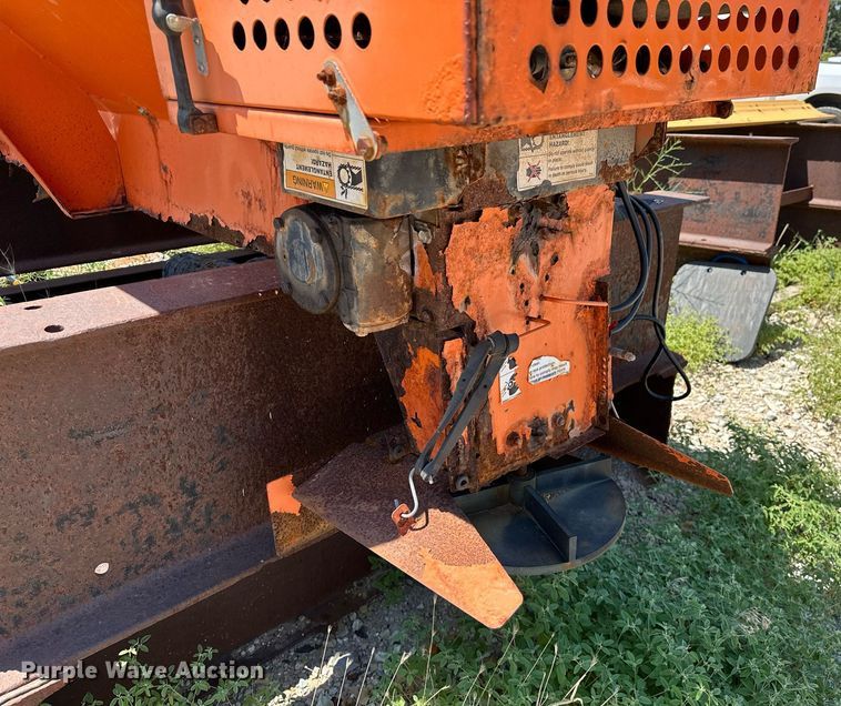 image for item OG9148 2013 Henderson  spreader