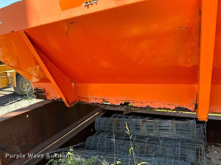 image for item OG9148 2013 Henderson  spreader