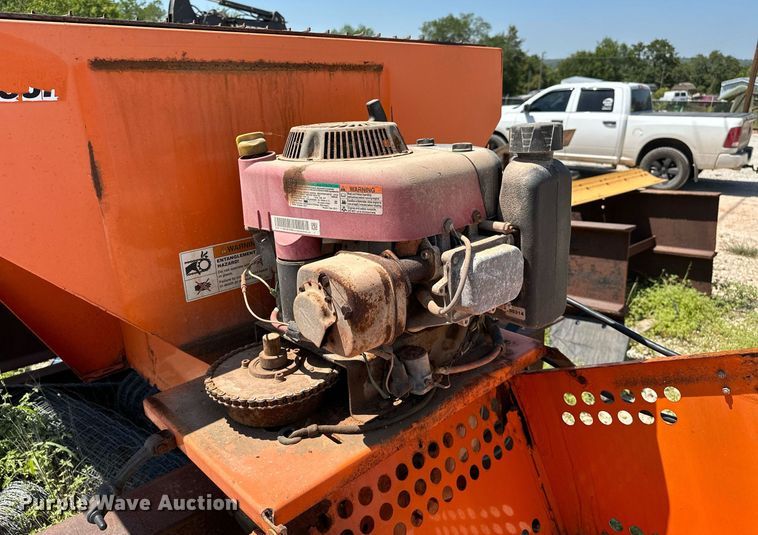 image for item OG9148 2013 Henderson  spreader