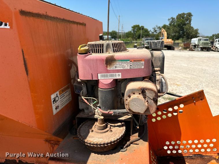 image for item OG9148 2013 Henderson  spreader