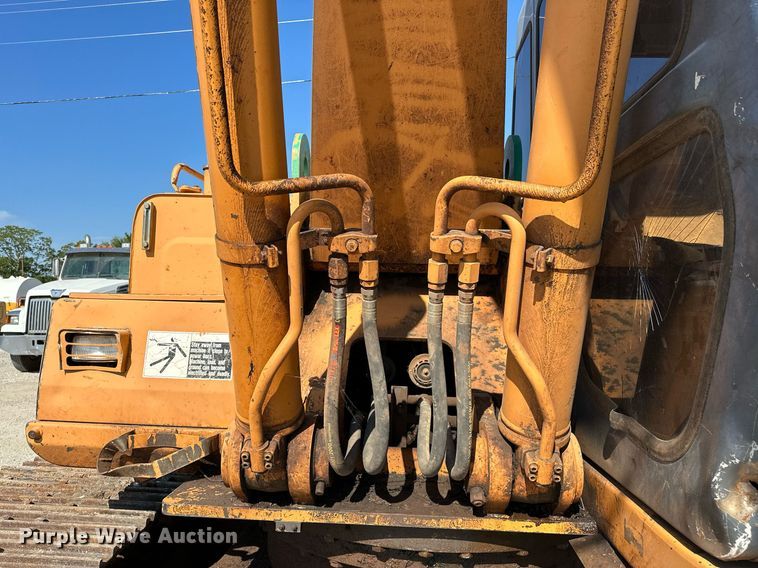image for item OG9150 1999 Case 9040B excavator