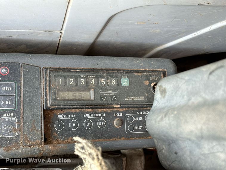 image for item OG9150 1999 Case 9040B excavator