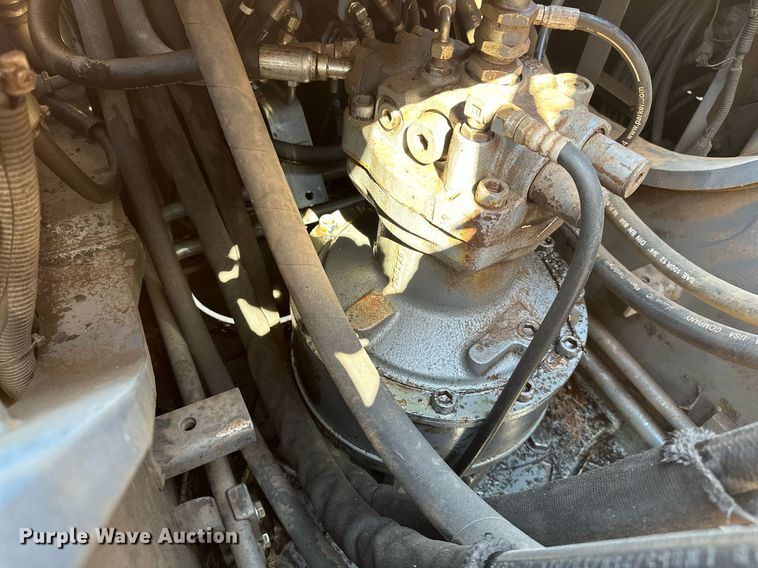 image for item OG9150 1999 Case 9040B excavator