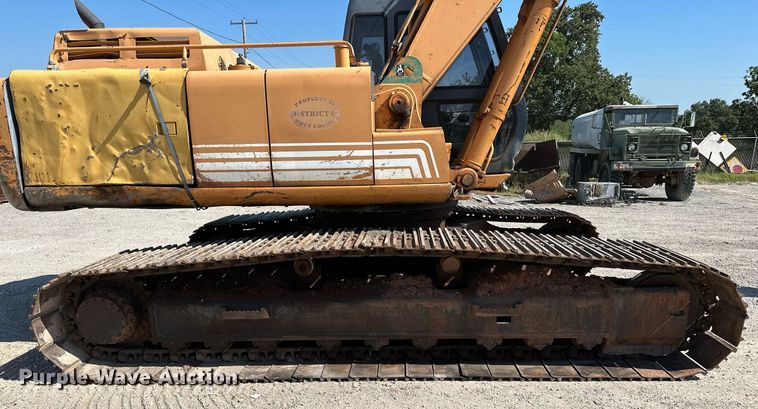 image for item OG9150 1999 Case 9040B excavator