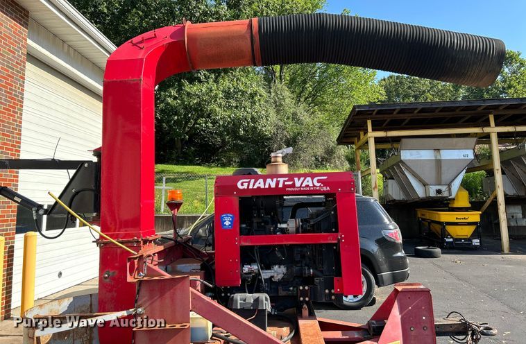 image for item OK9760 Giant-vac  leaf vacuum