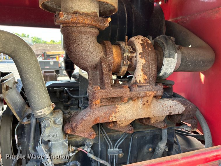 image for item OK9760 Giant-vac  leaf vacuum