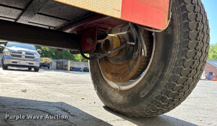 image for item OK9760 Giant-vac  leaf vacuum