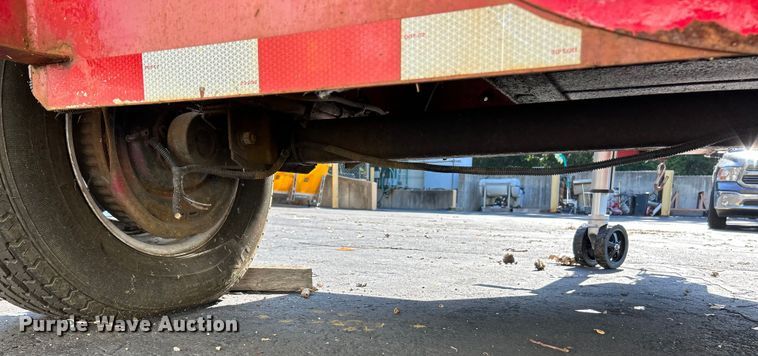 image for item OK9760 Giant-vac  leaf vacuum