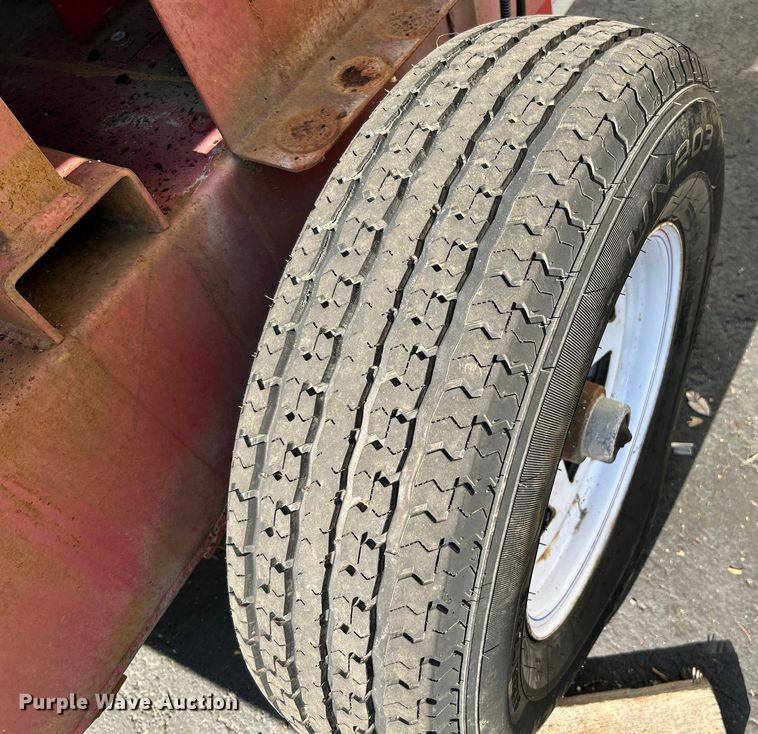 image for item OK9760 Giant-vac  leaf vacuum