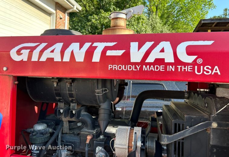 image for item OK9760 Giant-vac  leaf vacuum