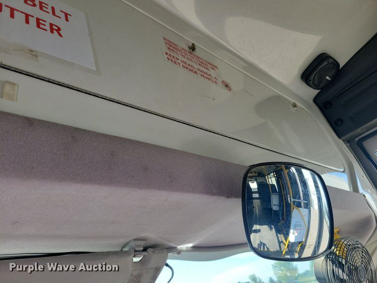 image for item ZA0365 2011 Eldorado Aerotech Ford 240  shuttle bus