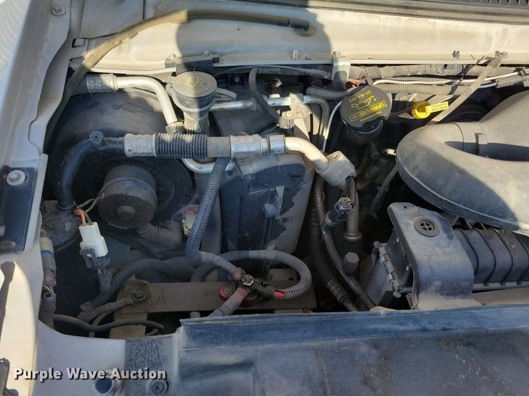 image for item ZA0365 2011 Eldorado Aerotech Ford 240  shuttle bus