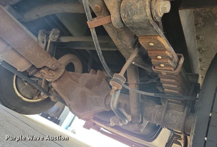 image for item ZA0365 2011 Eldorado Aerotech Ford 240  shuttle bus